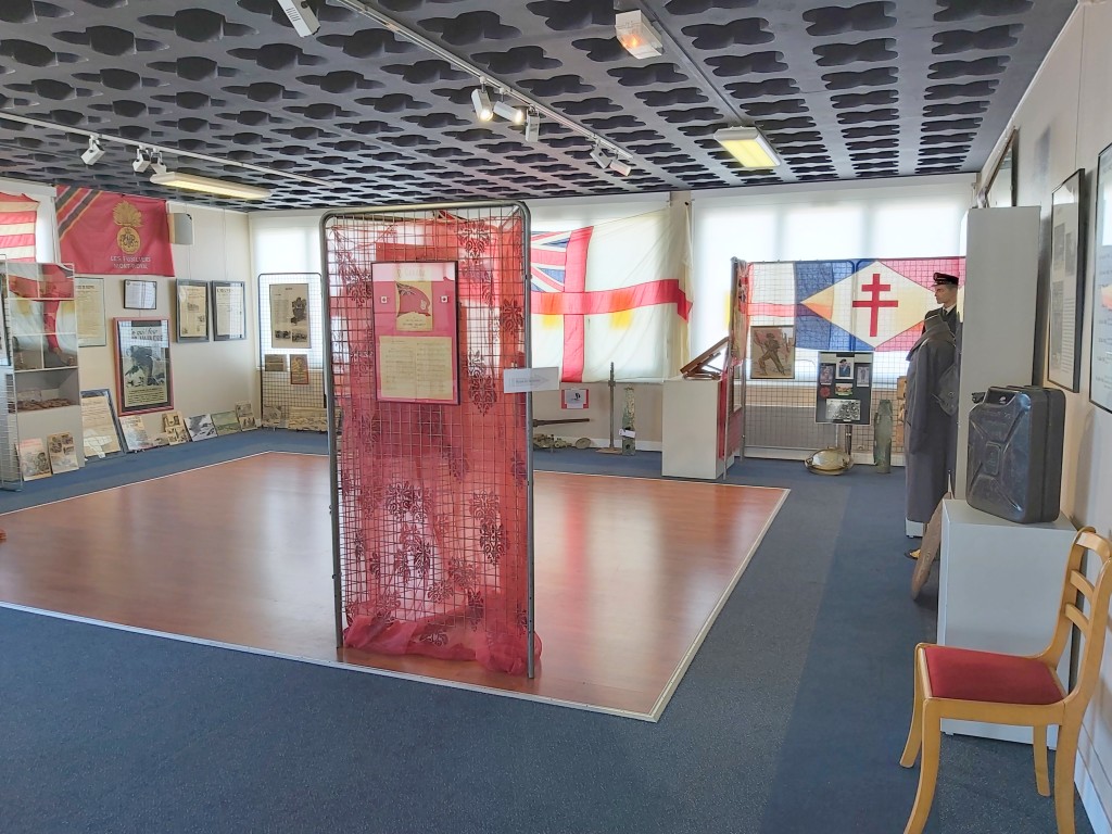 photos de la salle d'exposition (13)