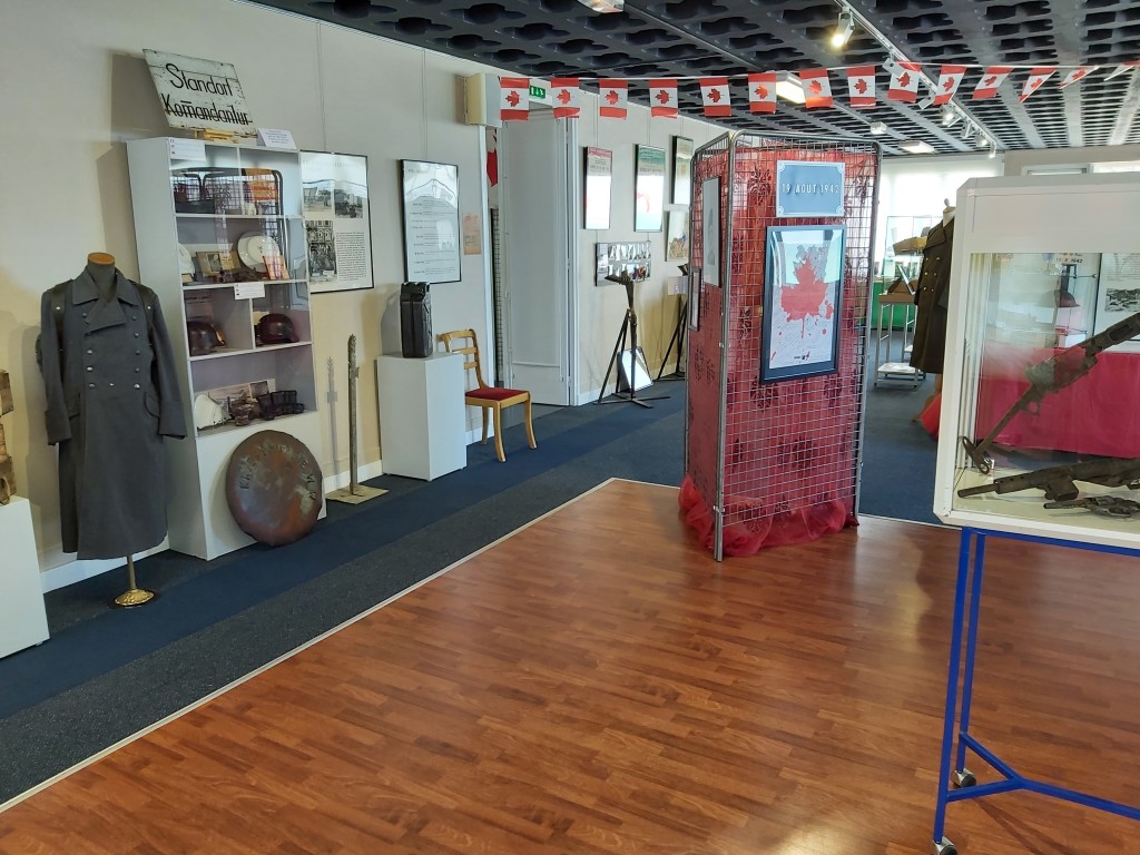 photos de la salle d'exposition (18)