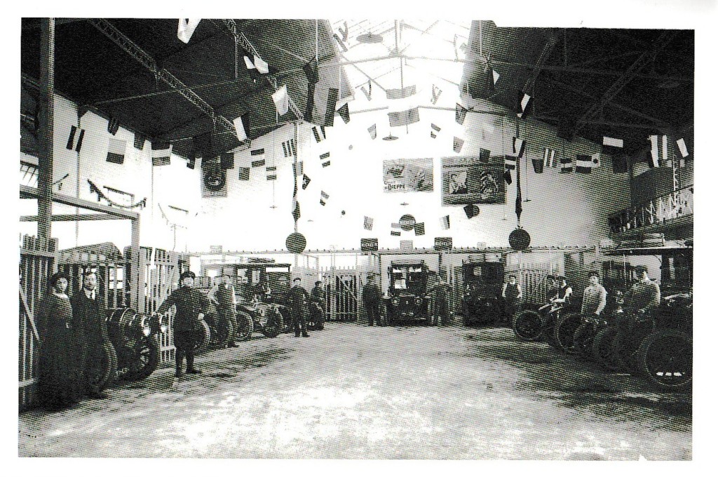 15cmx22,3cm (carte n°11)