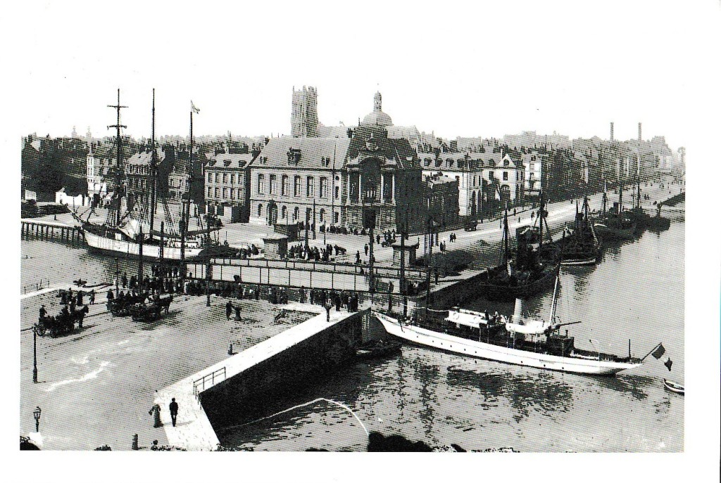 15cmx22,3cm (carte n°5)