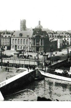 Reproduction CP 5 Marchand : Le bassin Bérigny et la Chambre de Commerce